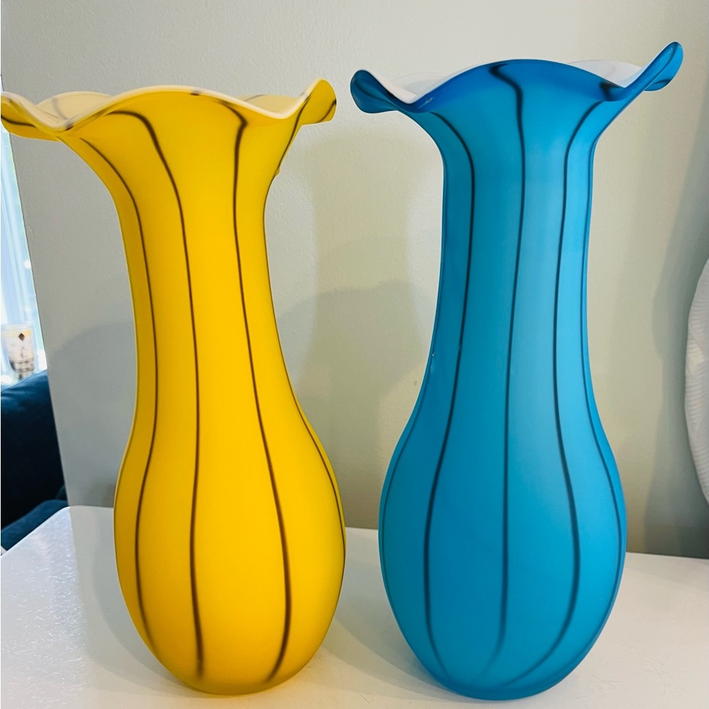 Murano Studio pair of vases